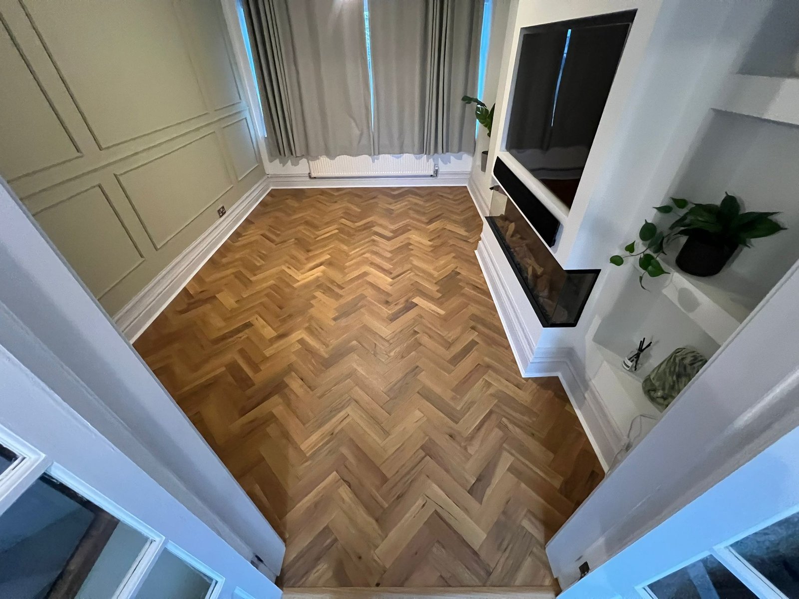 Solid Oak Staircase Cladding