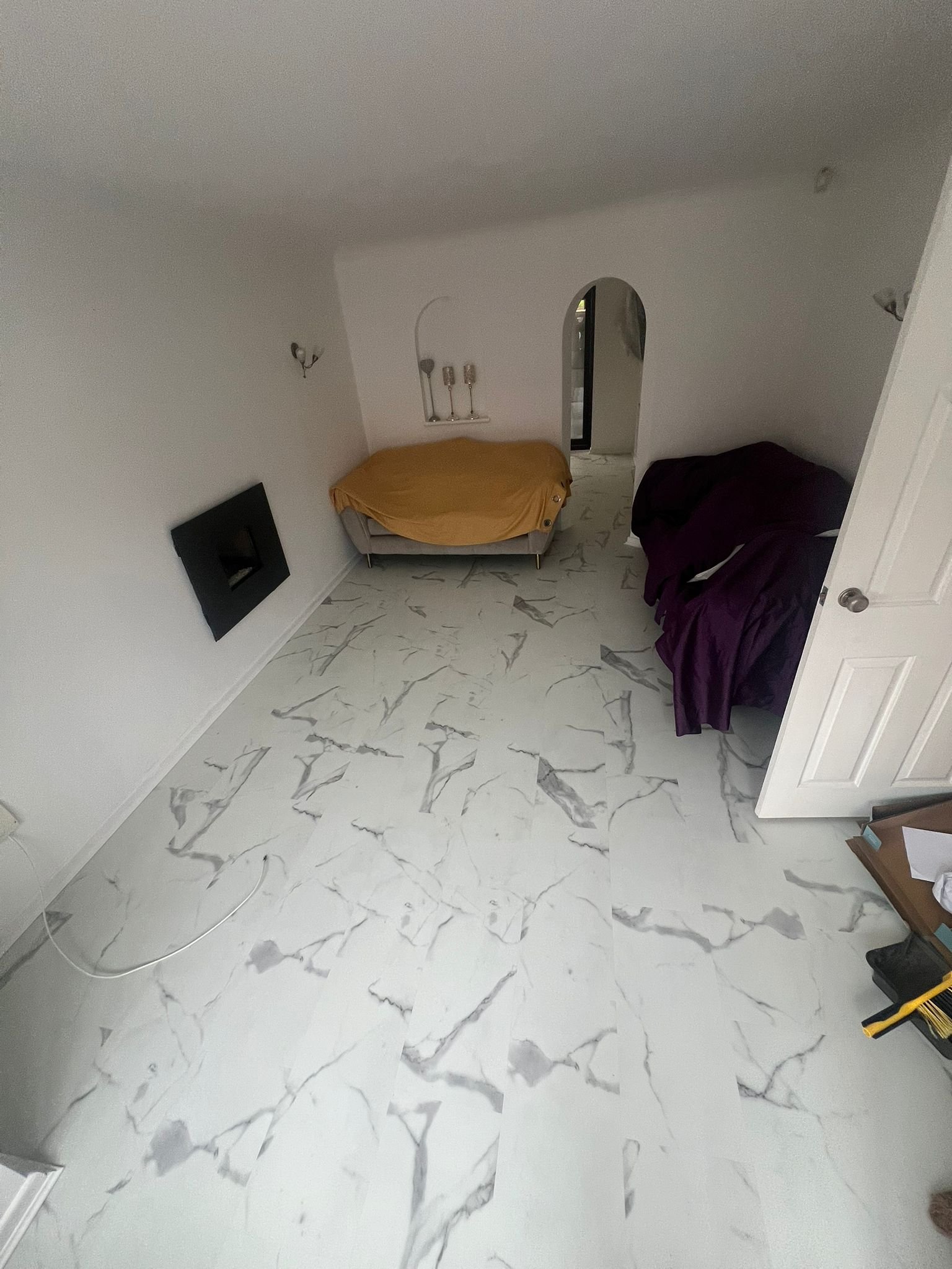 High-Gloss Hardwood Finish